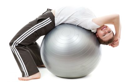 Упражнения с мячом для фитнеса для похудения