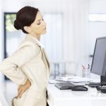 Упражнения для спины в офисе и дома